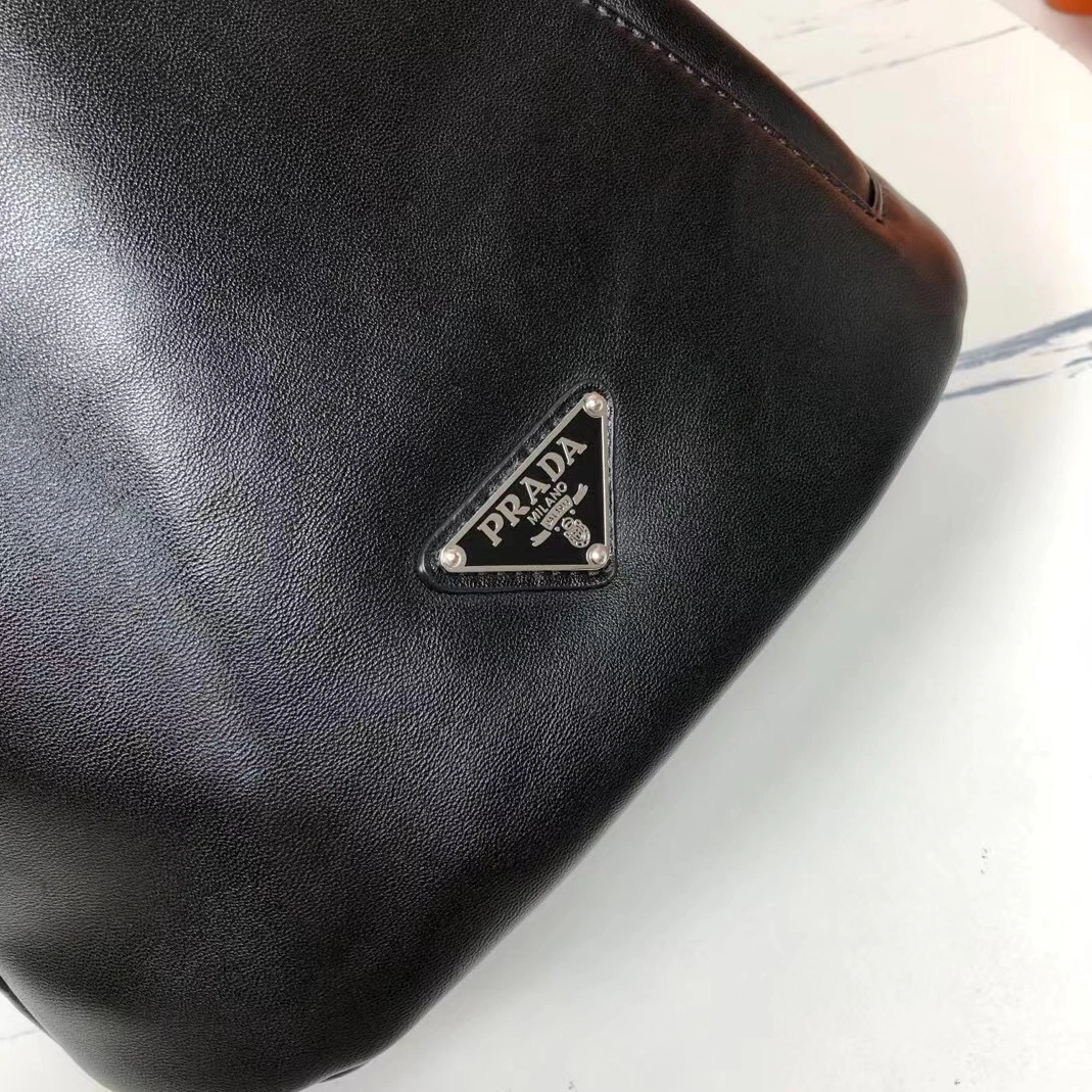 Prada AAA Man Messenger Bags Functional 8729