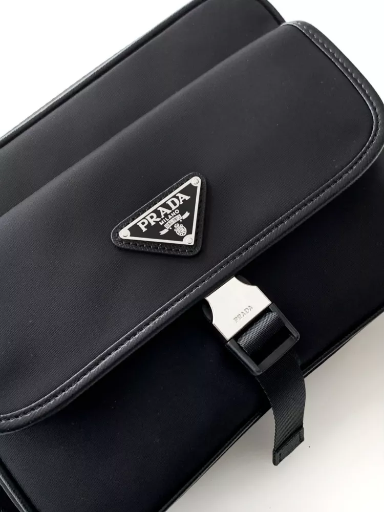 Prada AAA Man Messenger Bags GoAnywhere 7138