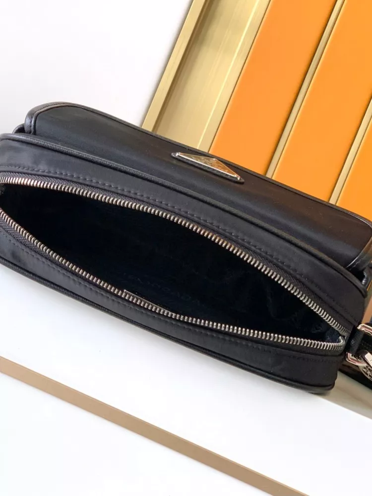 Prada AAA Man Messenger Bags GoAnywhere 7138