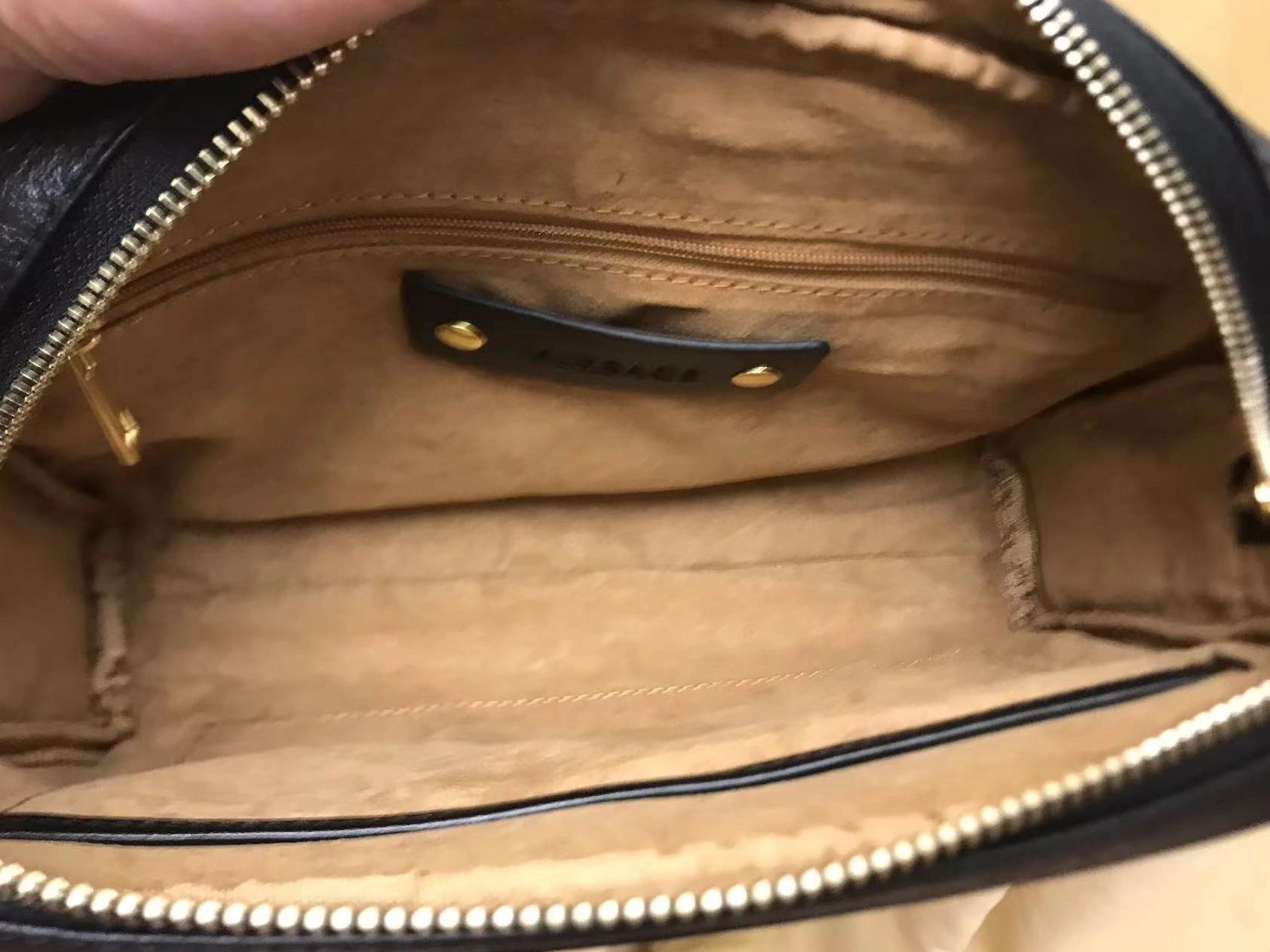 Prada AAA Man Messenger Bags Lightweight 2609