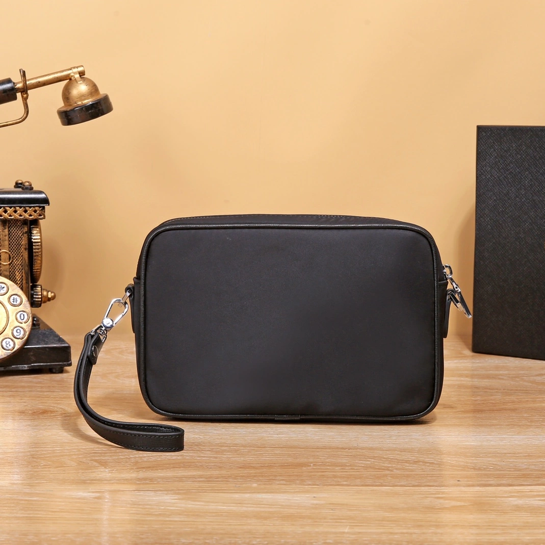 Prada AAA Man Messenger Bags Minimalist 2799