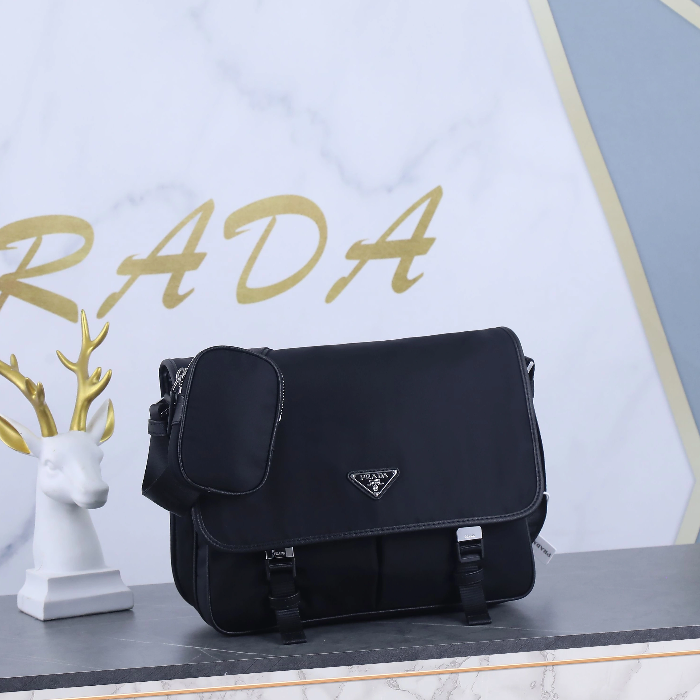 Prada AAA Man Messenger Bags Minimalist 8144