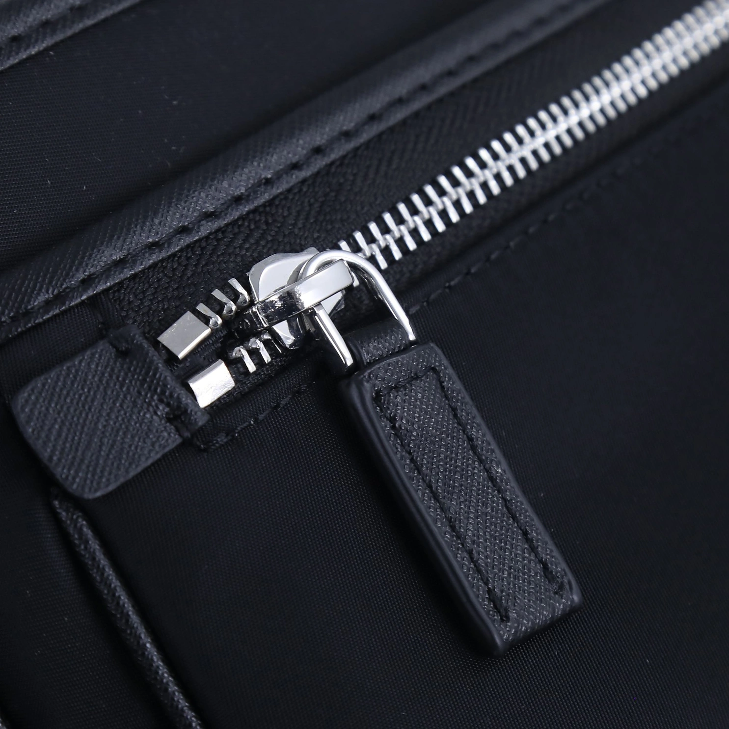 Prada AAA Man Messenger Bags Minimalist 8144