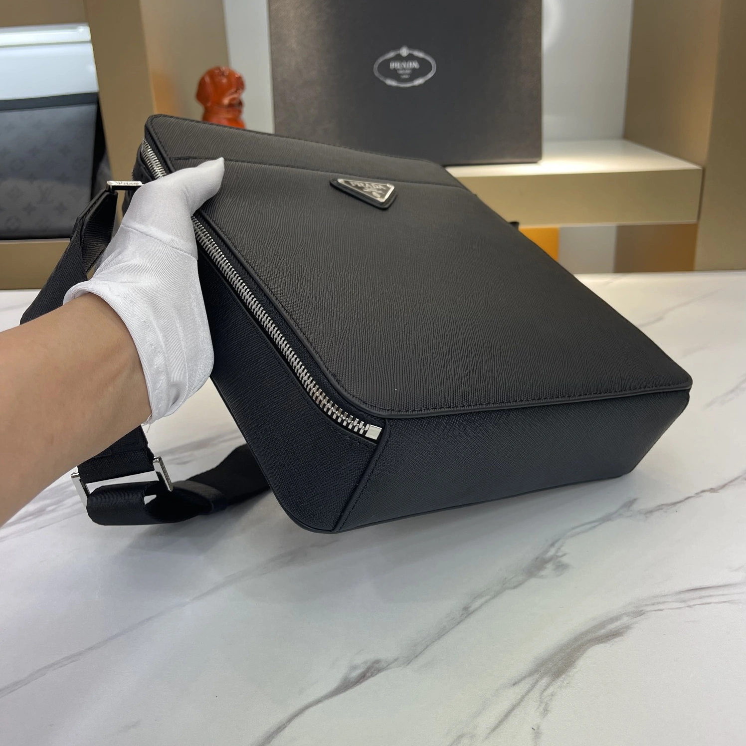 Prada AAA Man Messenger Bags Minimalist 9720