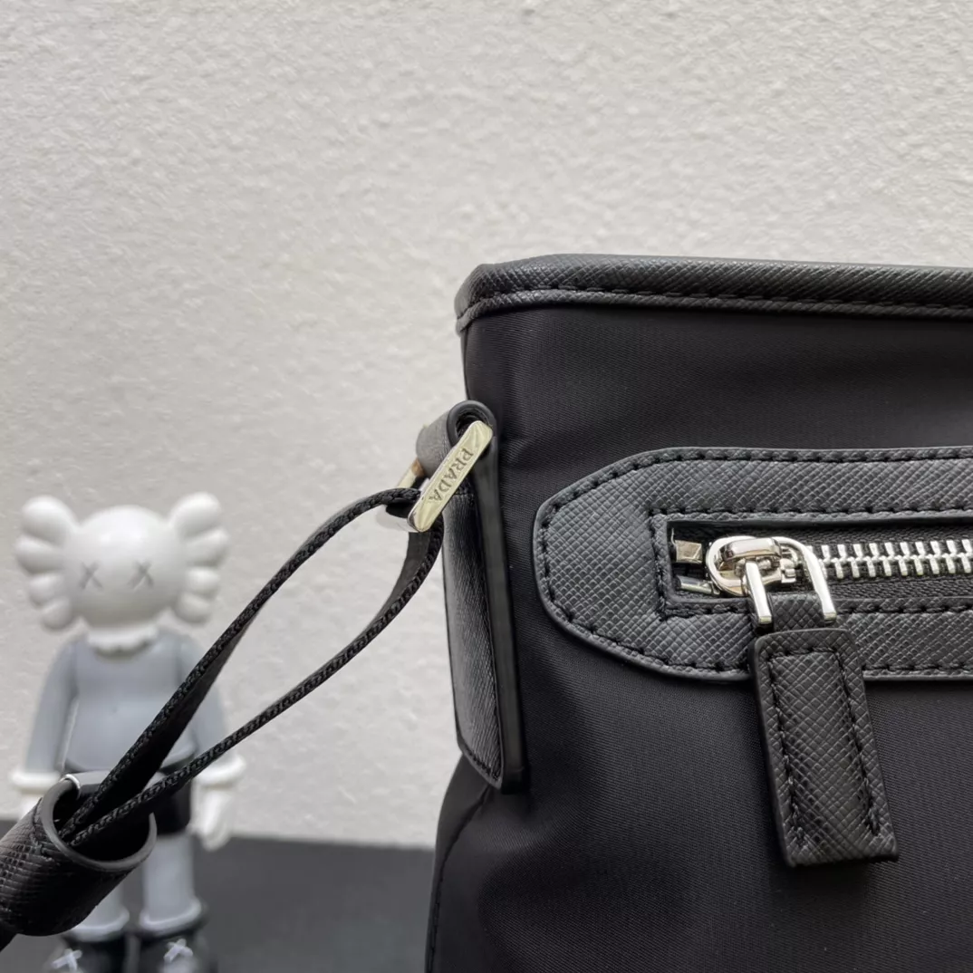 Prada AAA Man Messenger Bags Modern 2330