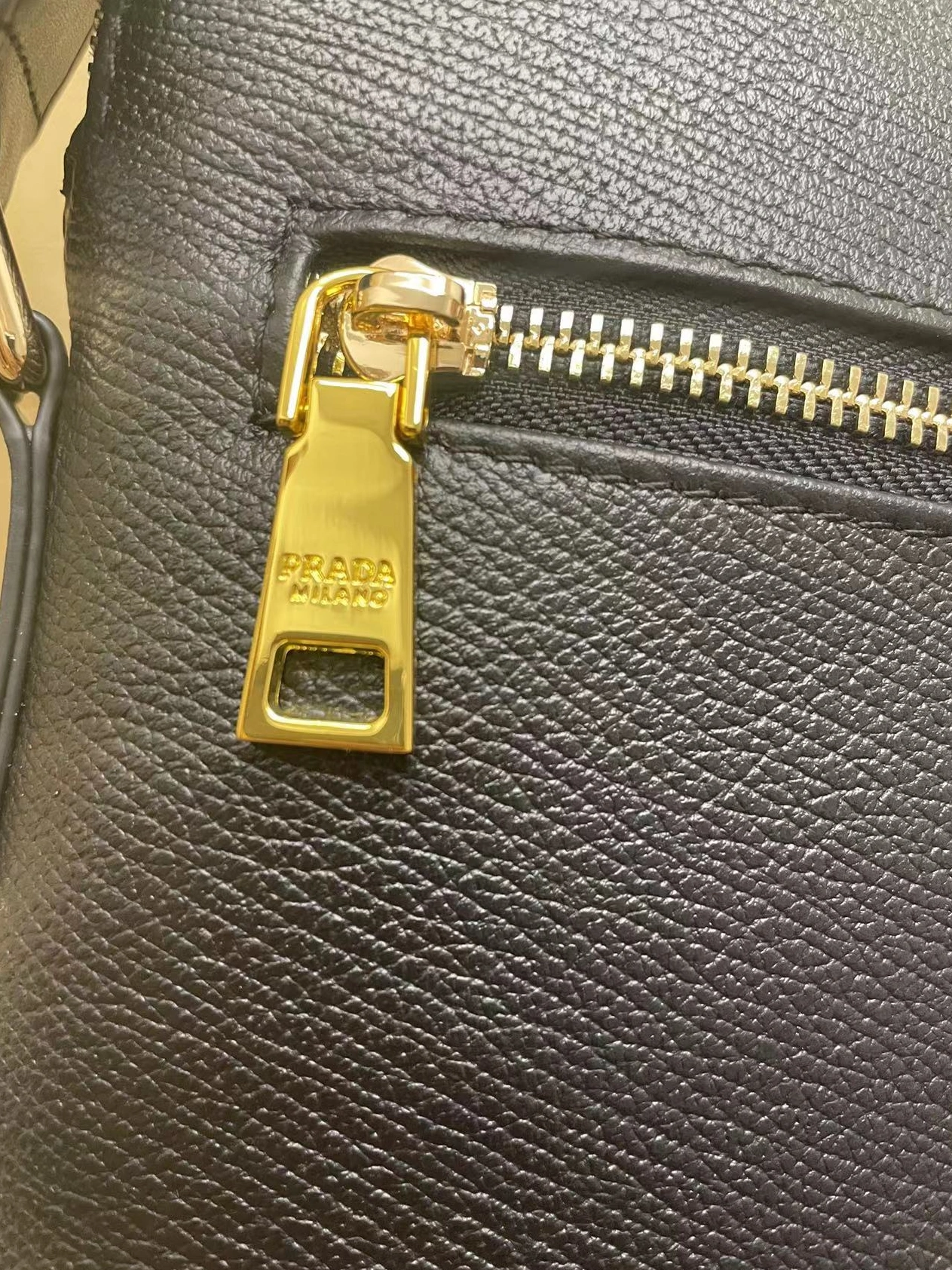 Prada AAA Man Messenger Bags Modern 7298