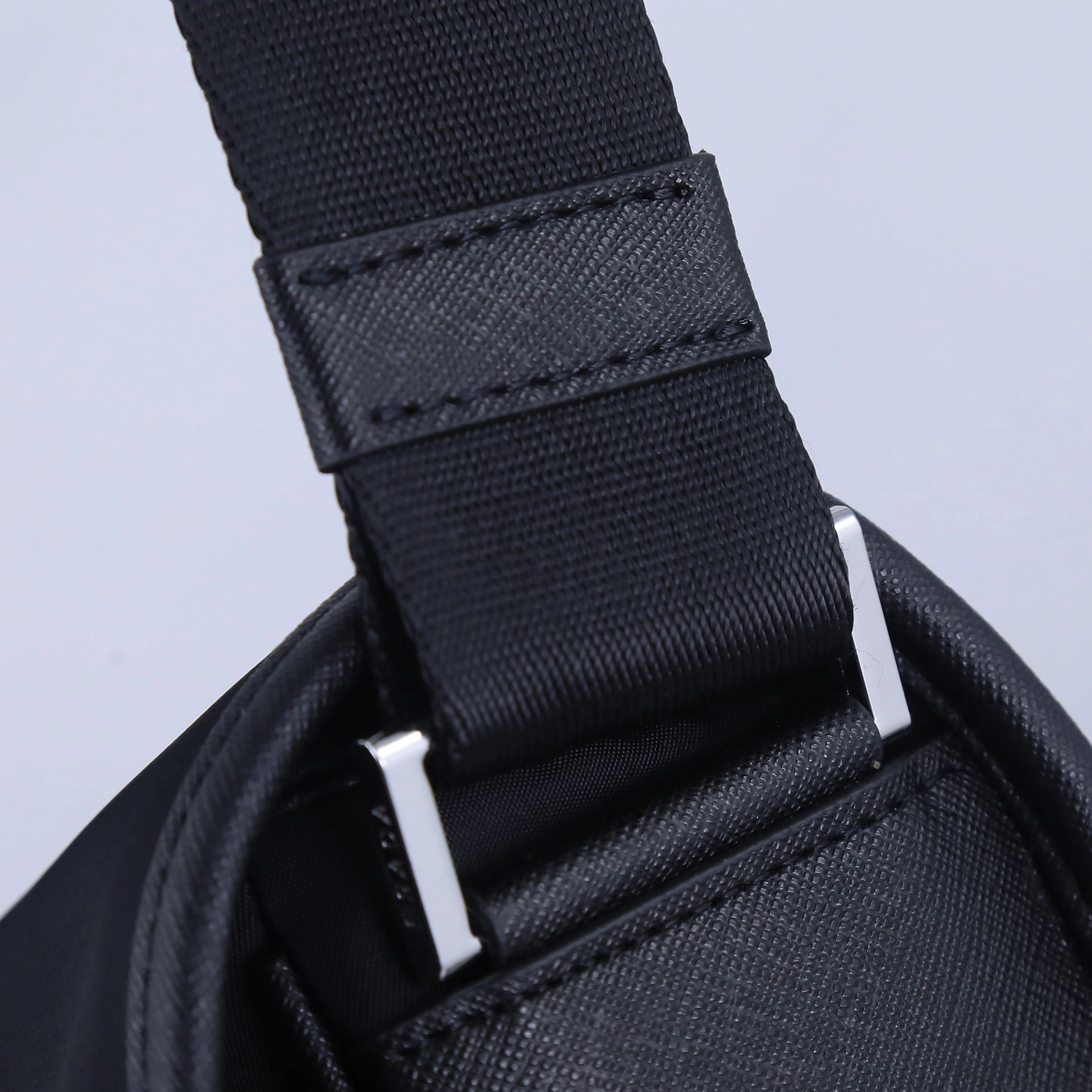 Prada AAA Man Messenger Bags Reliable 5845