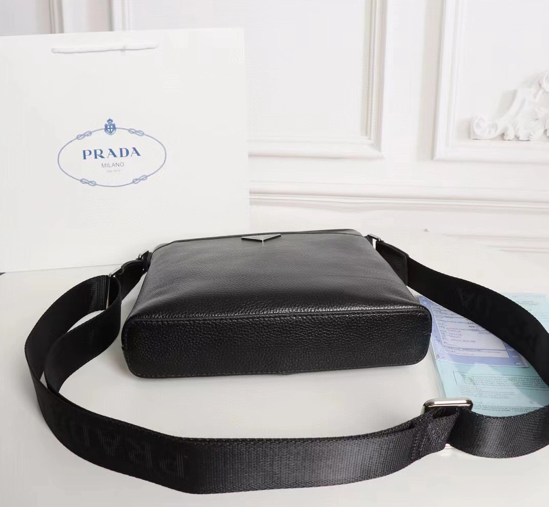 Prada AAA Man Messenger Bags Resilient 7778