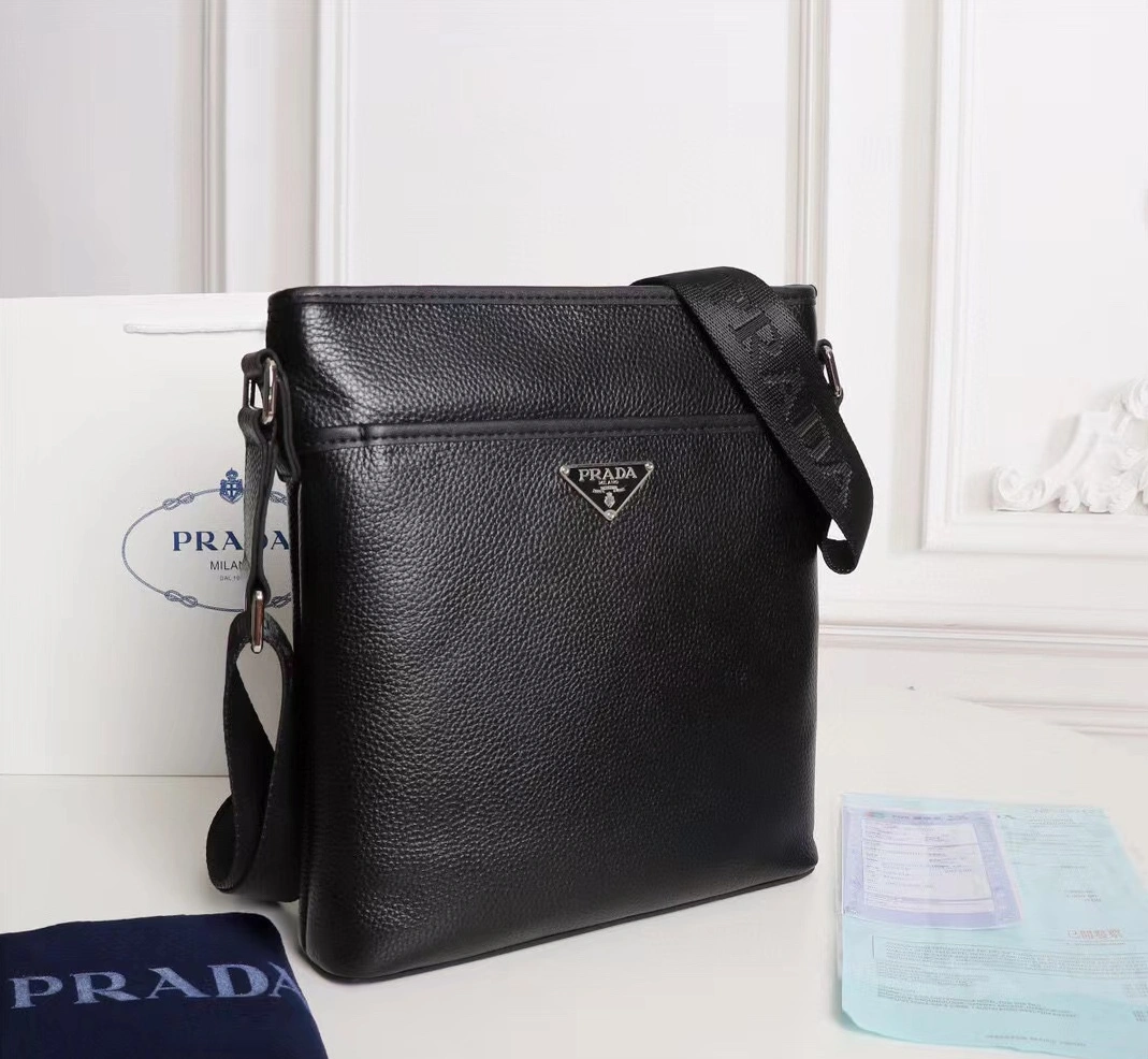 Prada AAA Man Messenger Bags Resilient 7778