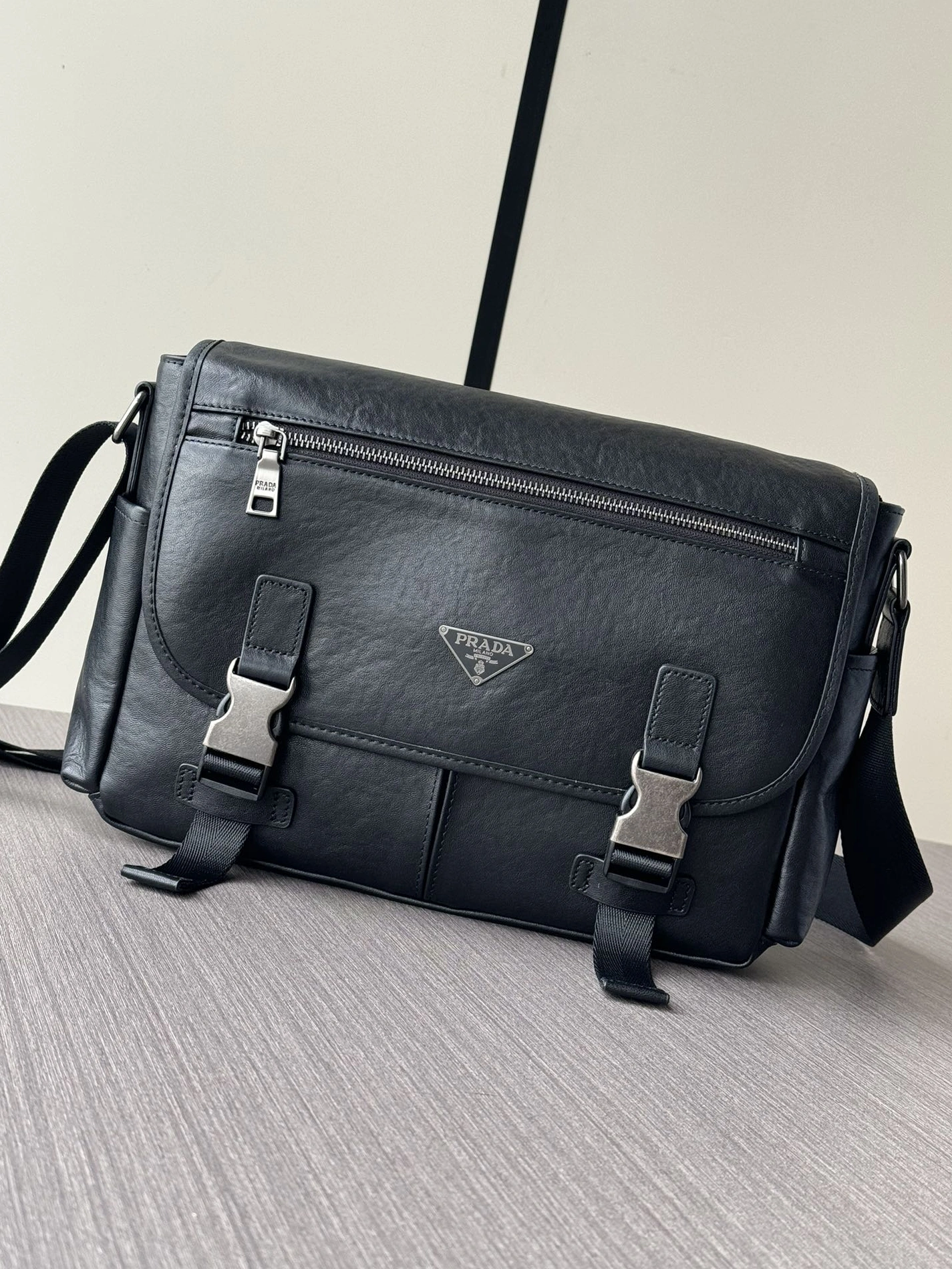 Prada AAA Man Messenger Bags Sleek 9913