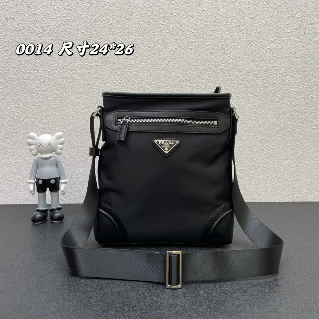 Prada AAA Man Messenger Bags SmartChoice 7671