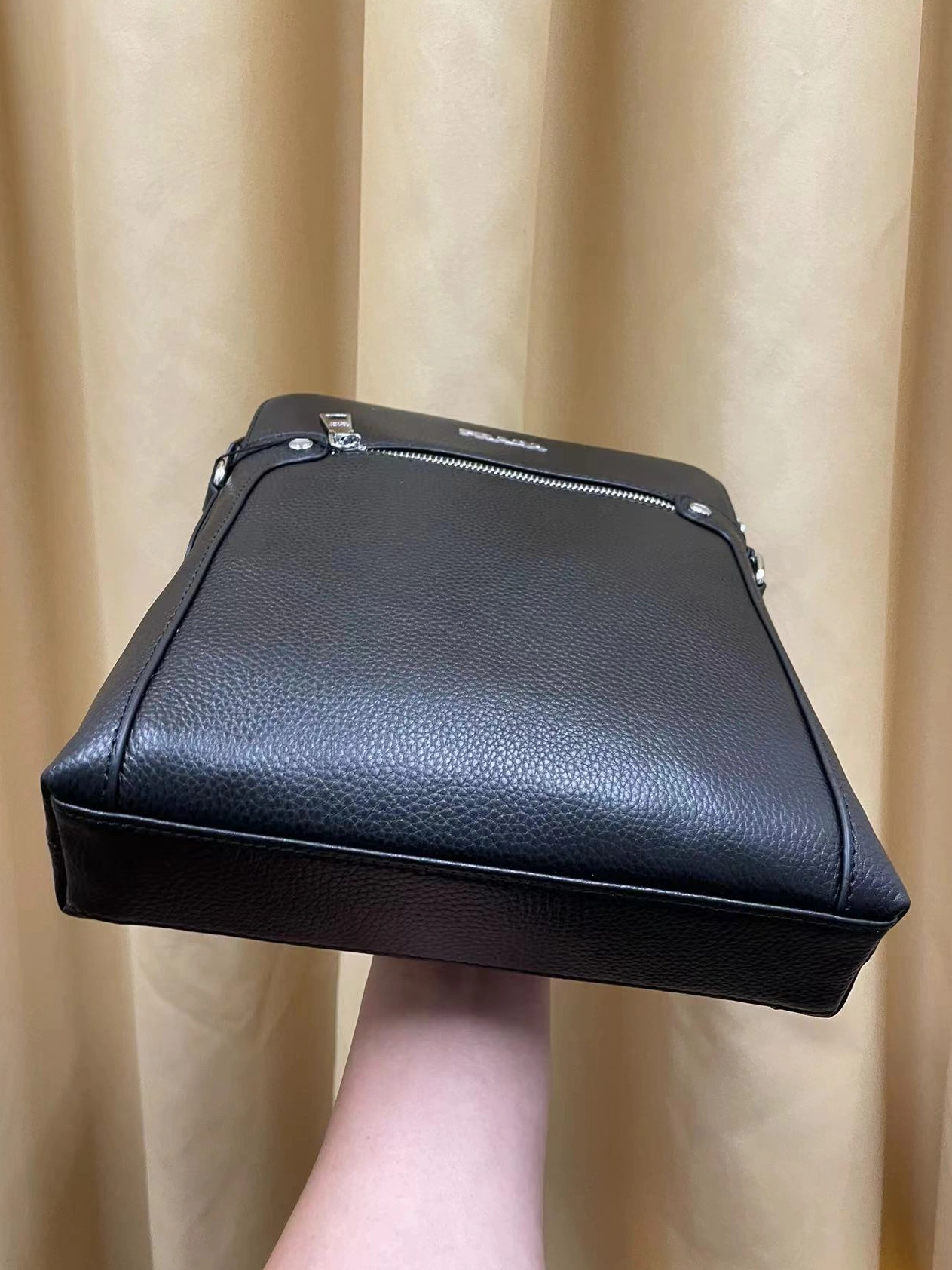 Prada AAA Man Messenger Bags Soft 3999