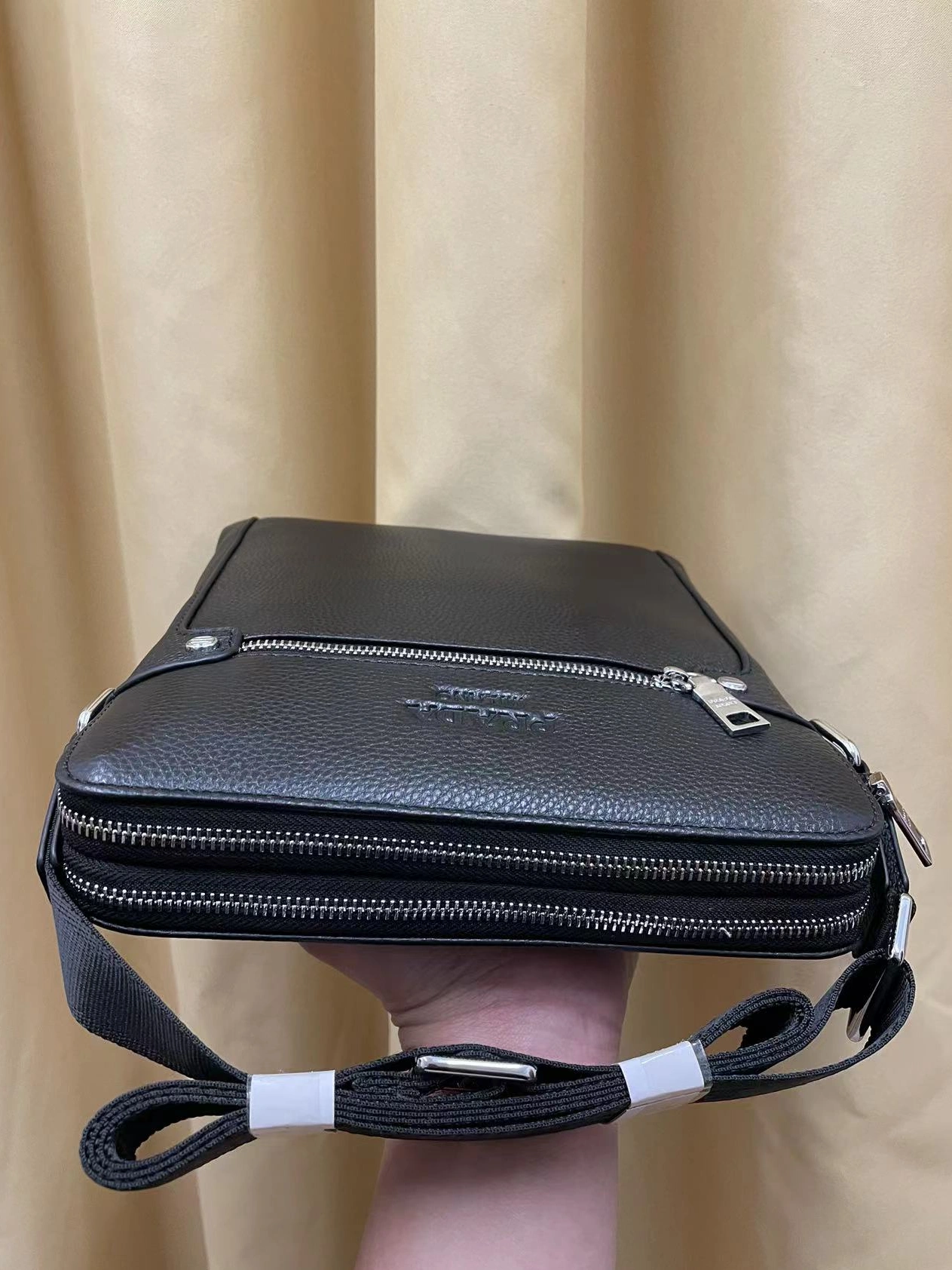 Prada AAA Man Messenger Bags Soft 3999
