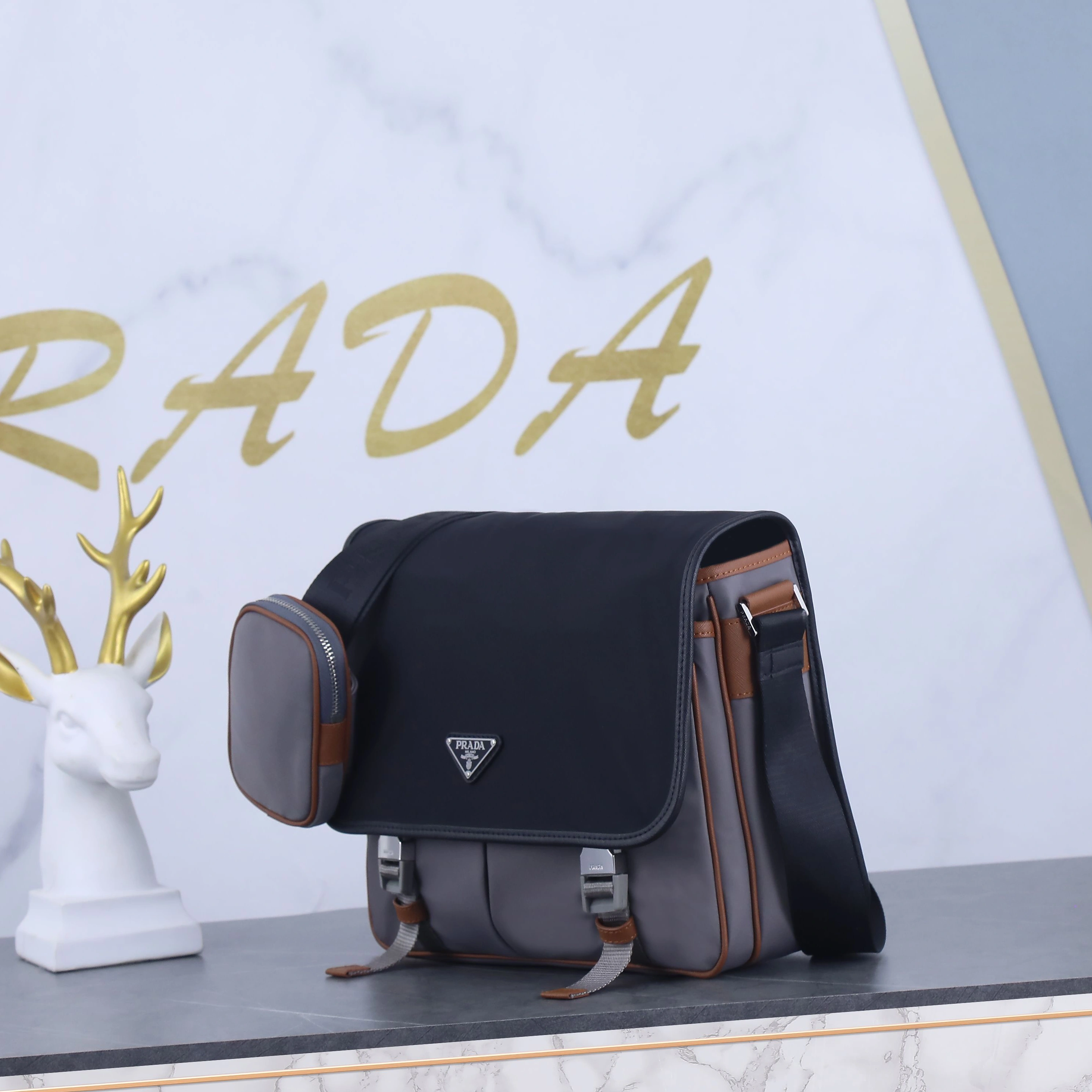Prada AAA Man Messenger Bags Sophisticated 2680