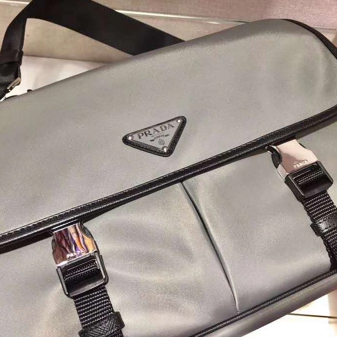 Prada AAA Man Messenger Bags Sophisticated 7057