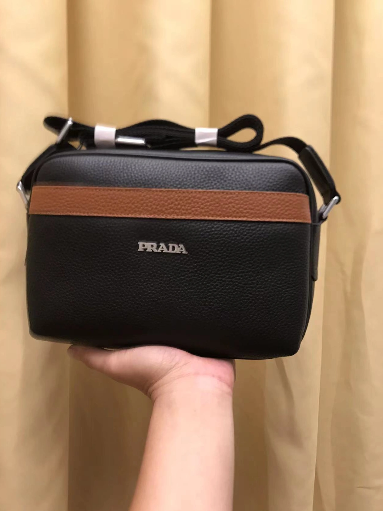 Prada AAA Man Messenger Bags Timeless 3216