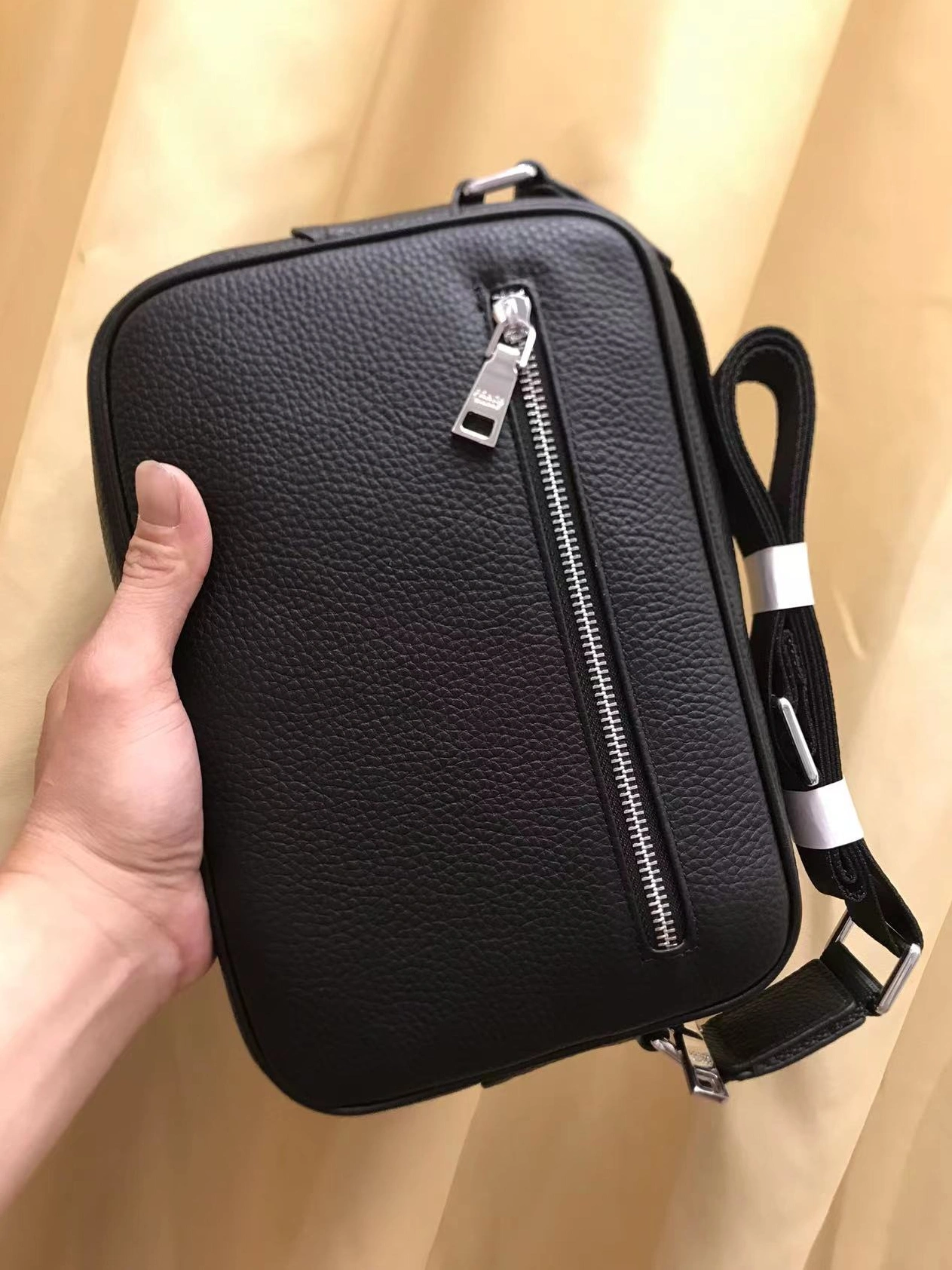 Prada AAA Man Messenger Bags Timeless 3216