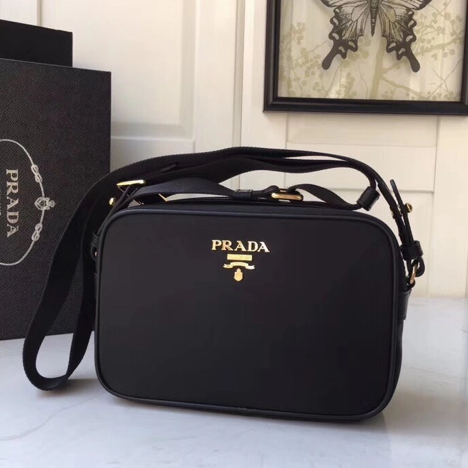 Prada AAA Man Messenger Bags Timeless 3791