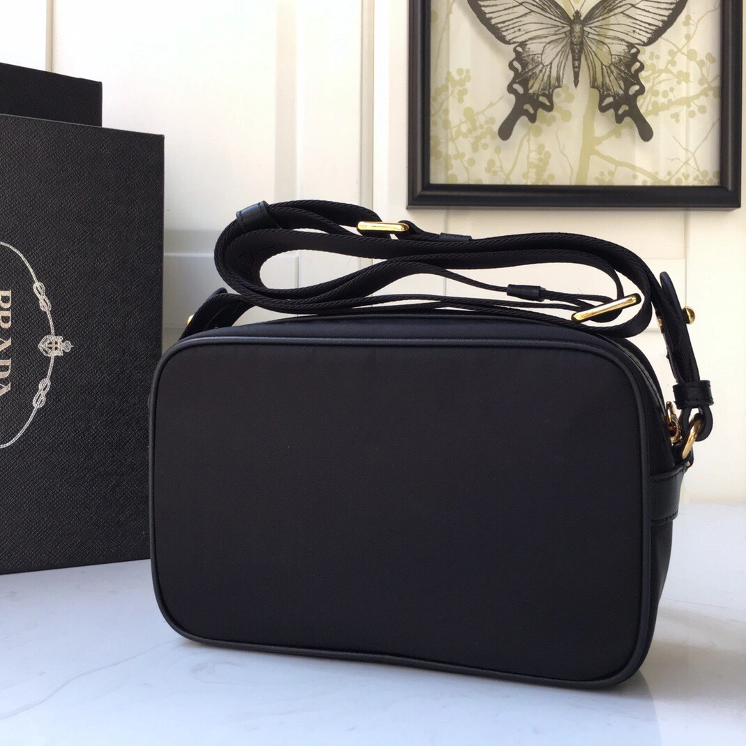 Prada AAA Man Messenger Bags Timeless 3791