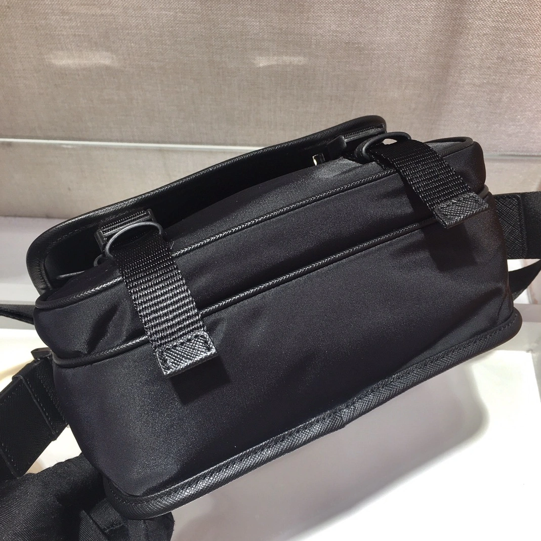 Prada AAA Man Messenger Bags Vibrant 7541