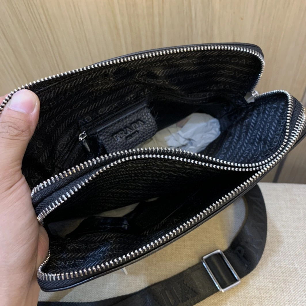 Prada AAA Man Messenger Bags WellDesigned 2771