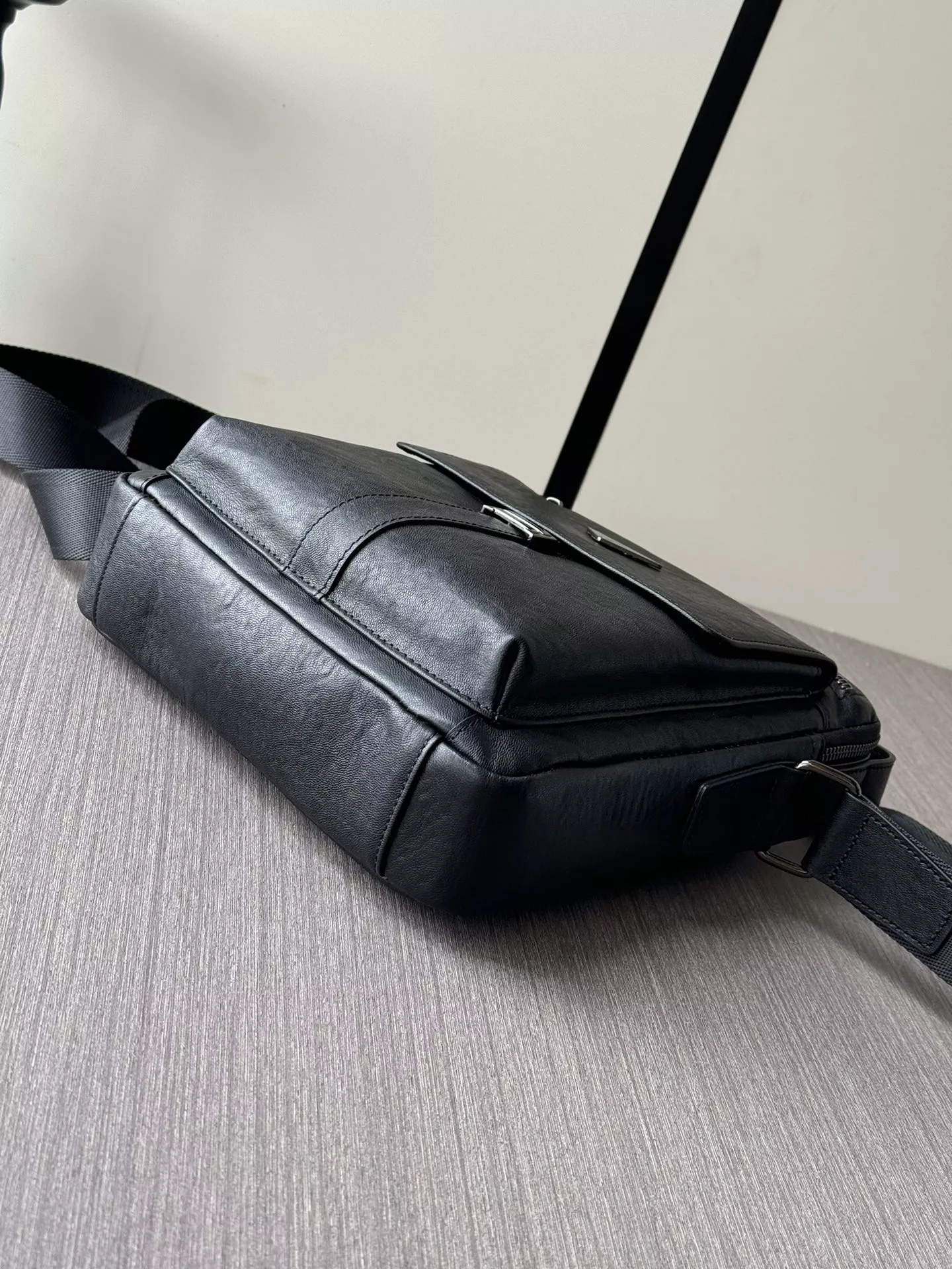Prada AAA Man Messenger Bags WellDesigned 3435