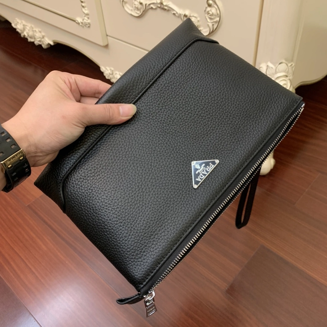 Prada AAA Man Wallets Comfortable 1756