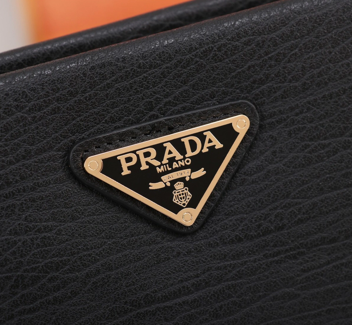 Prada AAA Man Wallets Compact 7299