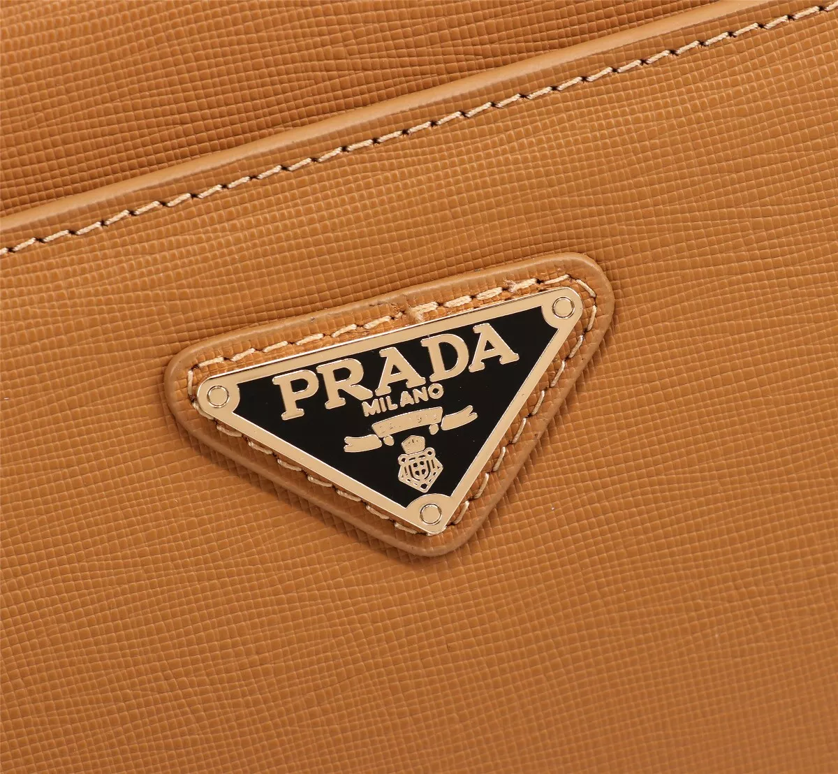 Prada AAA Man Wallets Functional 8447