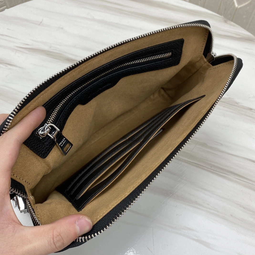 Prada AAA Man Wallets Lightweight 8726