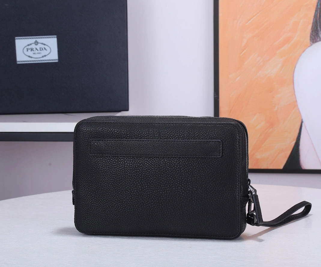 Prada AAA Man Wallets Minimalist 573