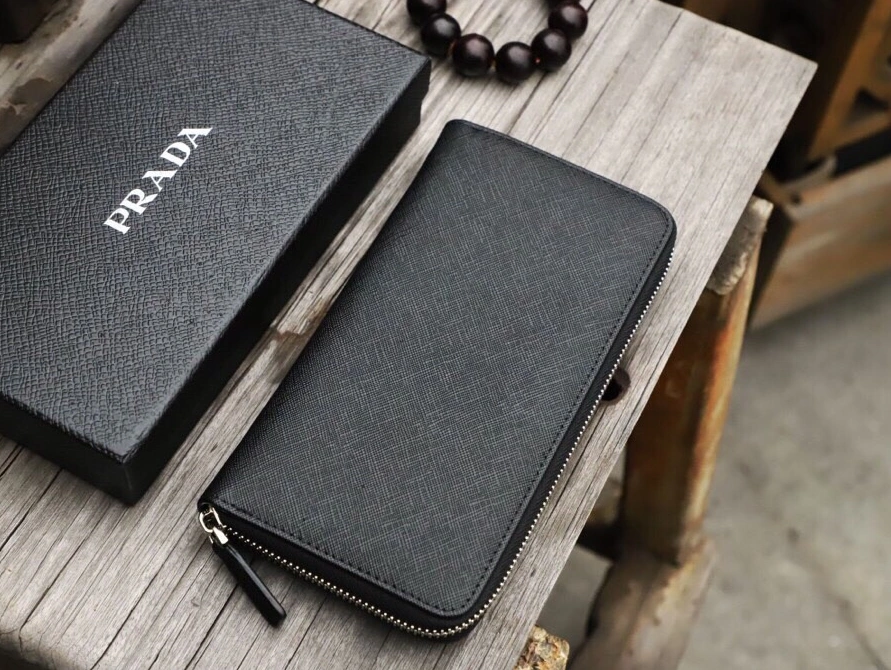 Prada AAA Man Wallets ModernLook 4780