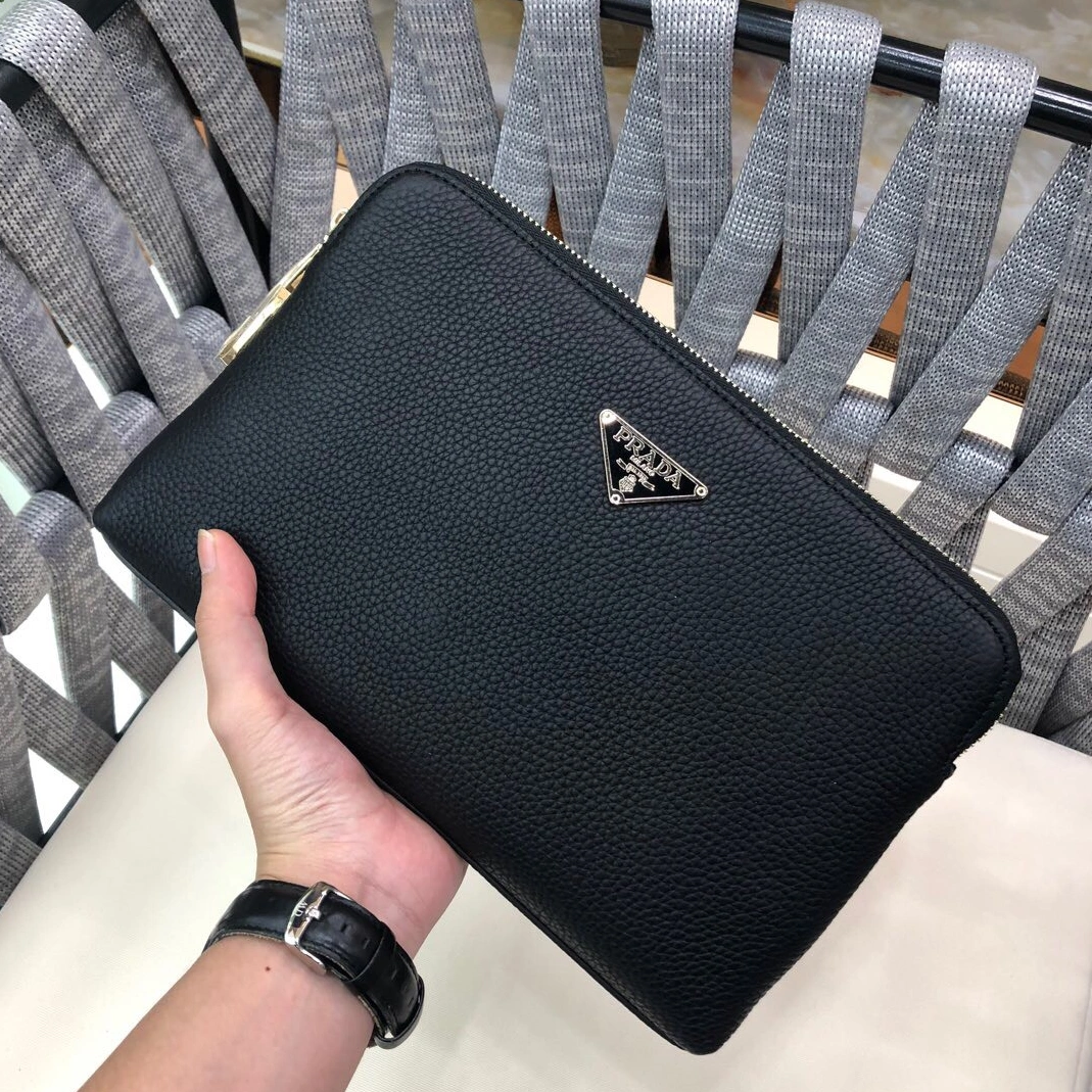 Prada AAA Man Wallets Refined 1881