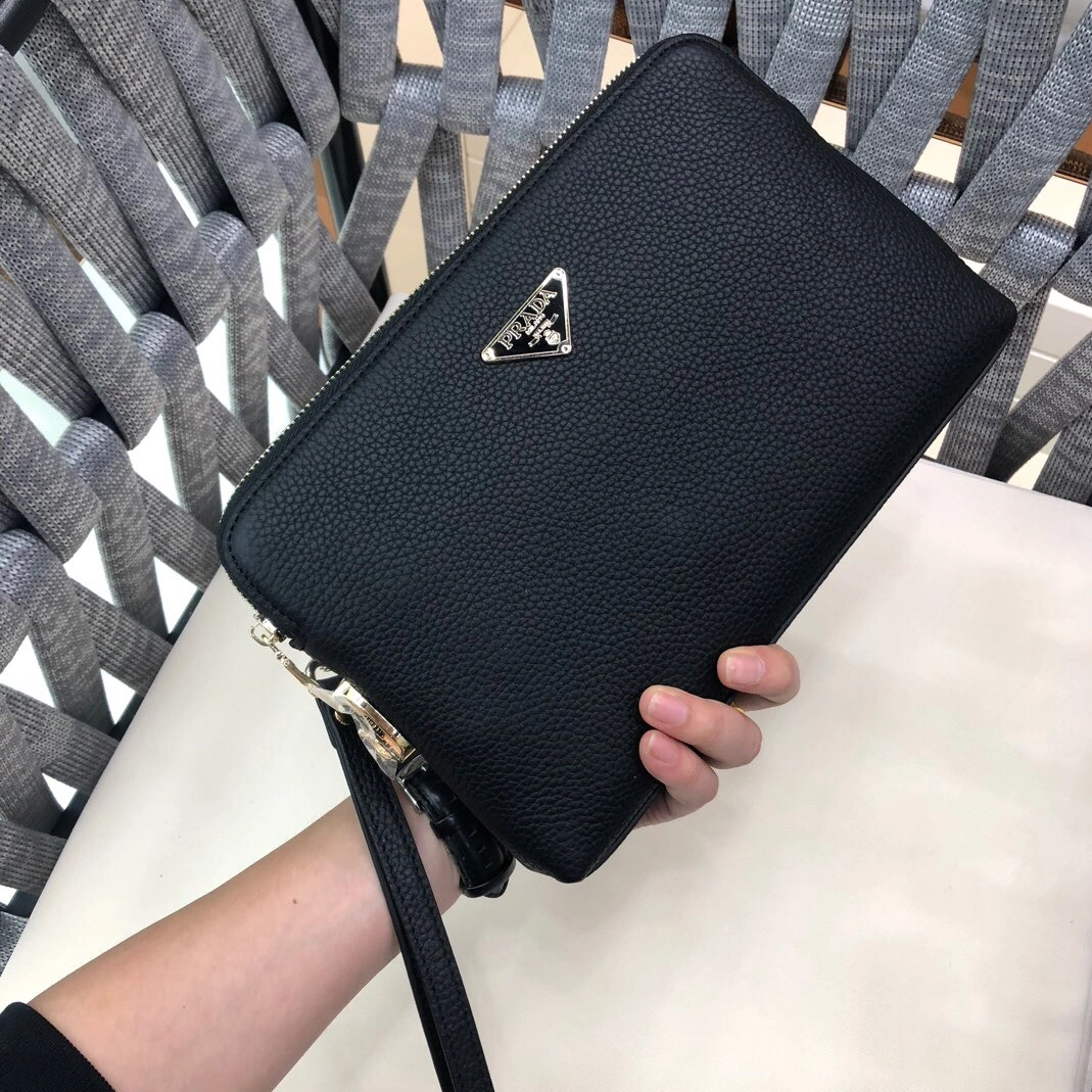 Prada AAA Man Wallets Refined 1881