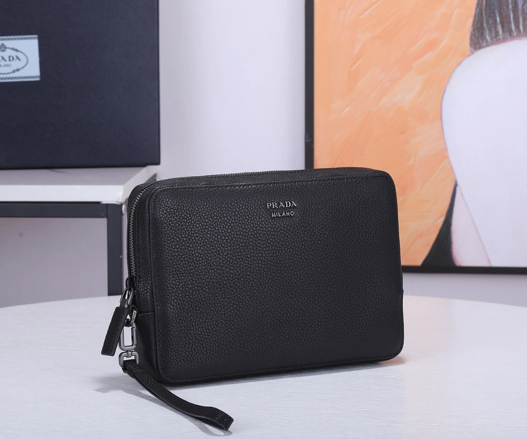 Prada AAA Man Wallets Reliable 7196