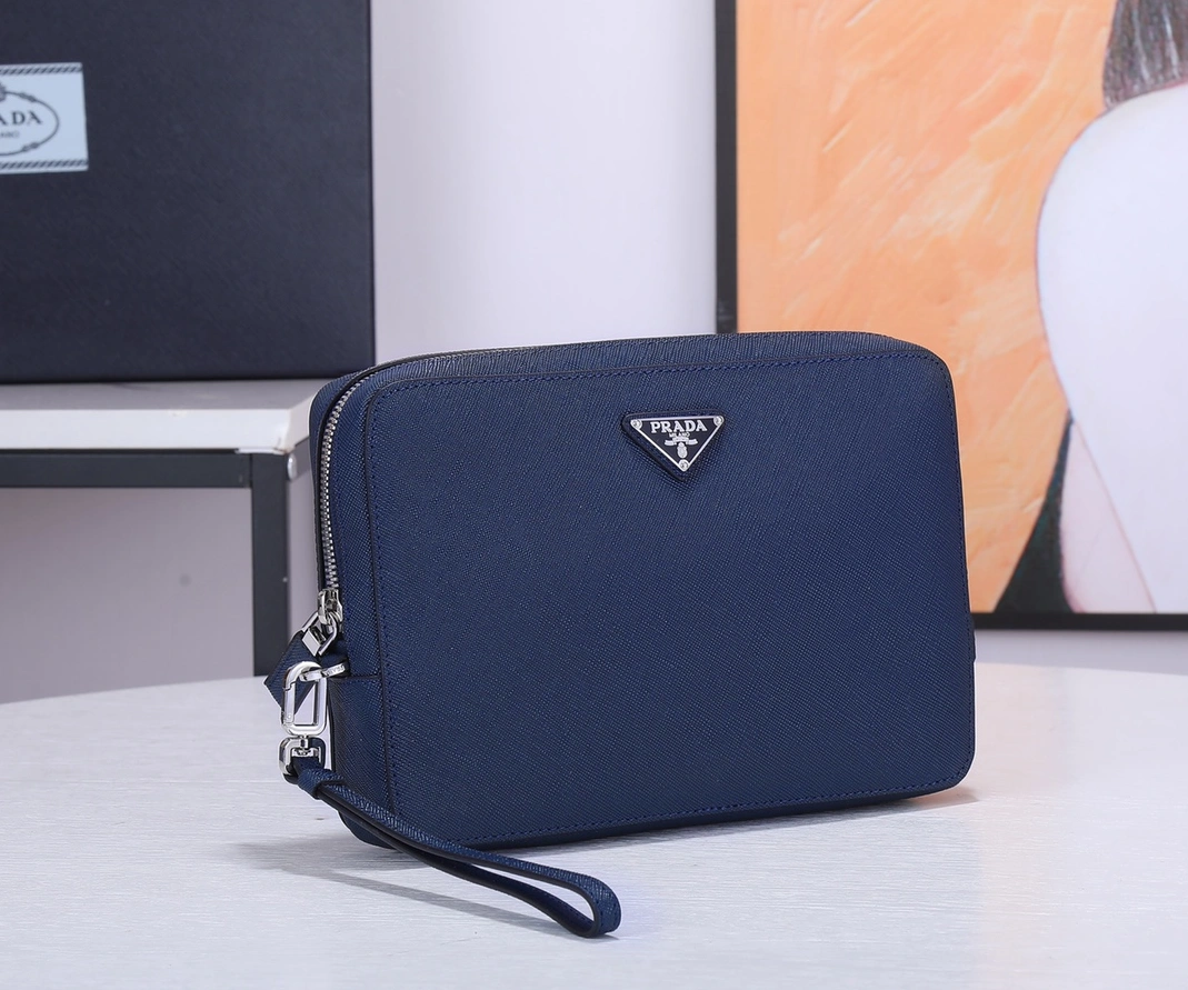 Prada AAA Man Wallets Sleek 8854