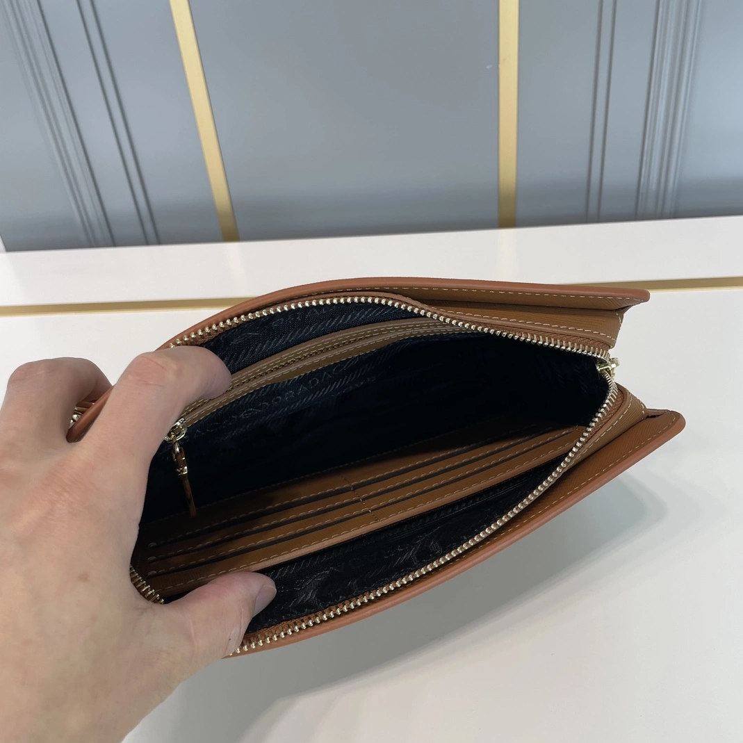 Prada AAA Man Wallets SportInspired 3919