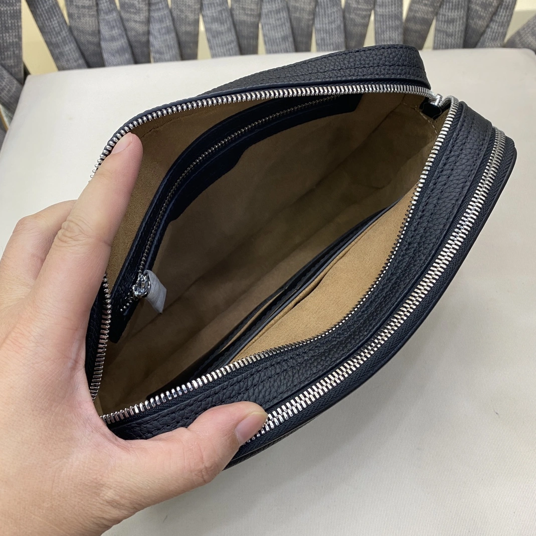 Prada AAA Man Wallets Timeless 8740