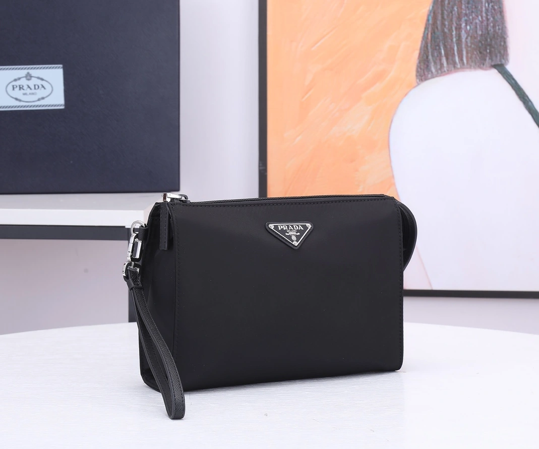 Prada AAA Man Wallets Versatile 8503