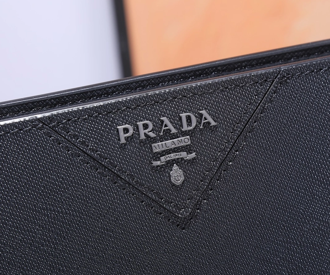 Prada AAA Man Wallets Vibrant 158