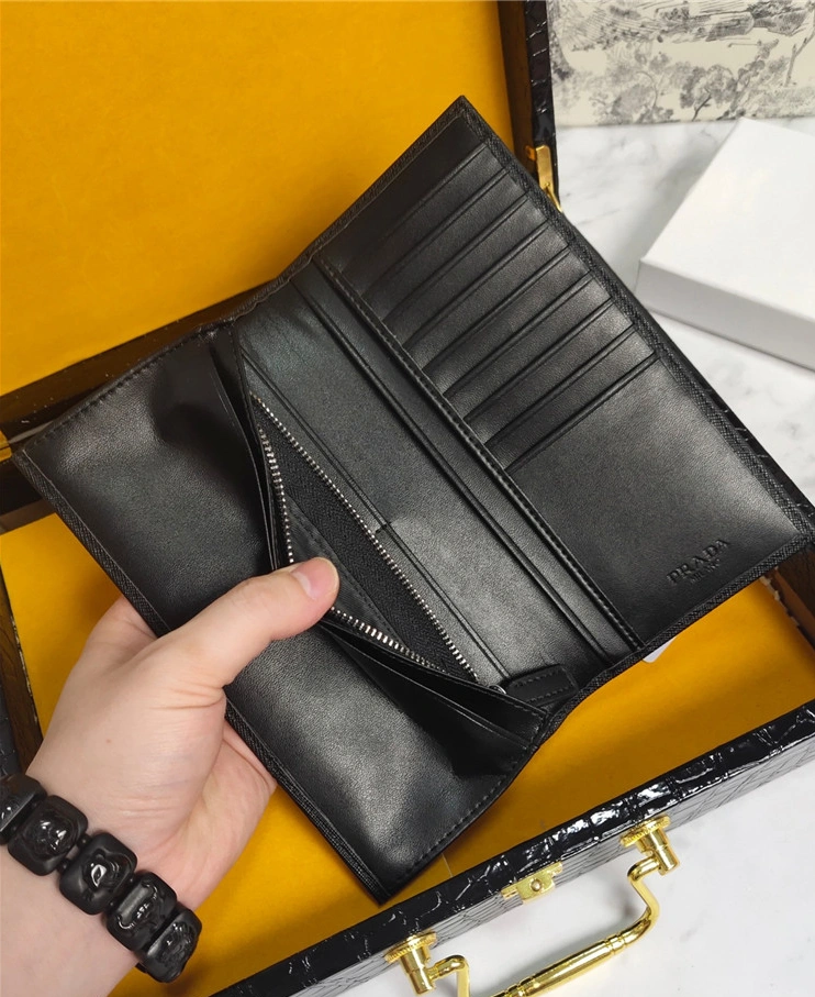 Prada AAA Man Wallets Vibrant 6708