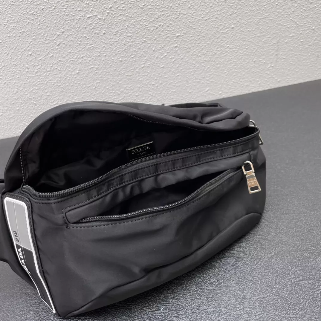 Prada AAA Quality Belt Bags Durable 6885