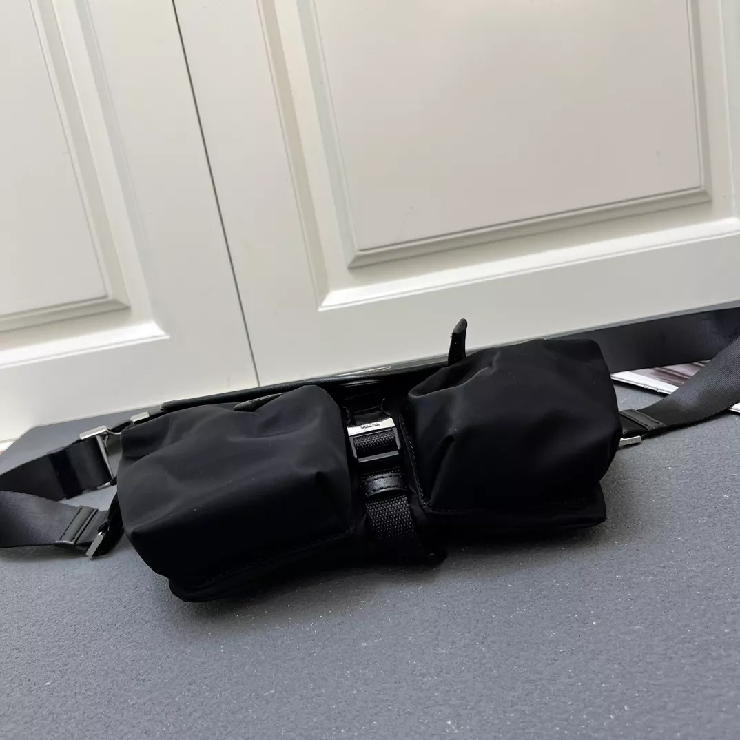 Prada AAA Quality Belt Bags For Unisex Sophisticated 5878
