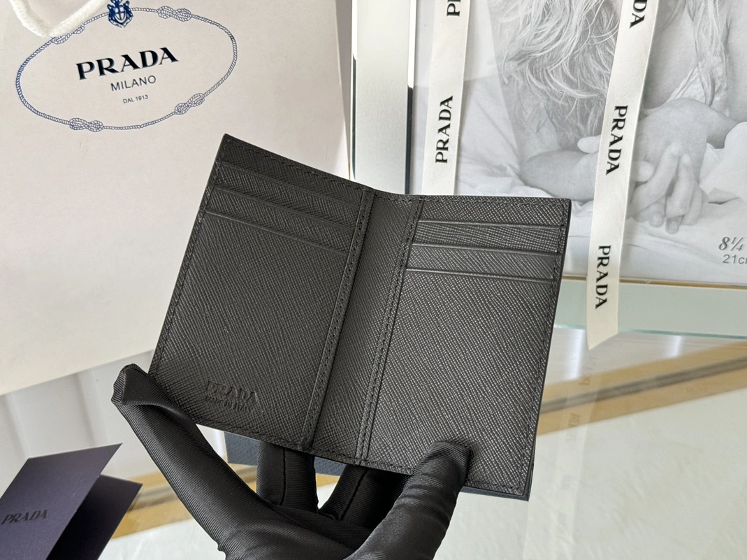 Prada AAA Quality Card Case Affordable 5253
