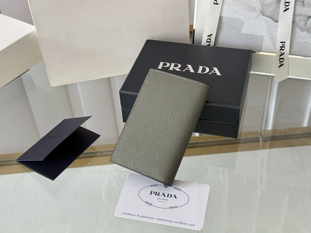 Prada AAA Quality Card Case Flexible 2035