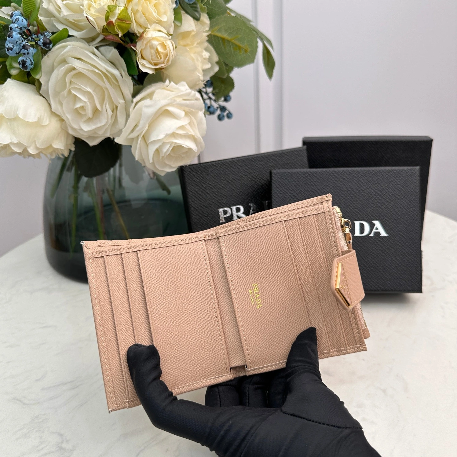 Prada AAA Quality Card Case For Women NewStyle 7189