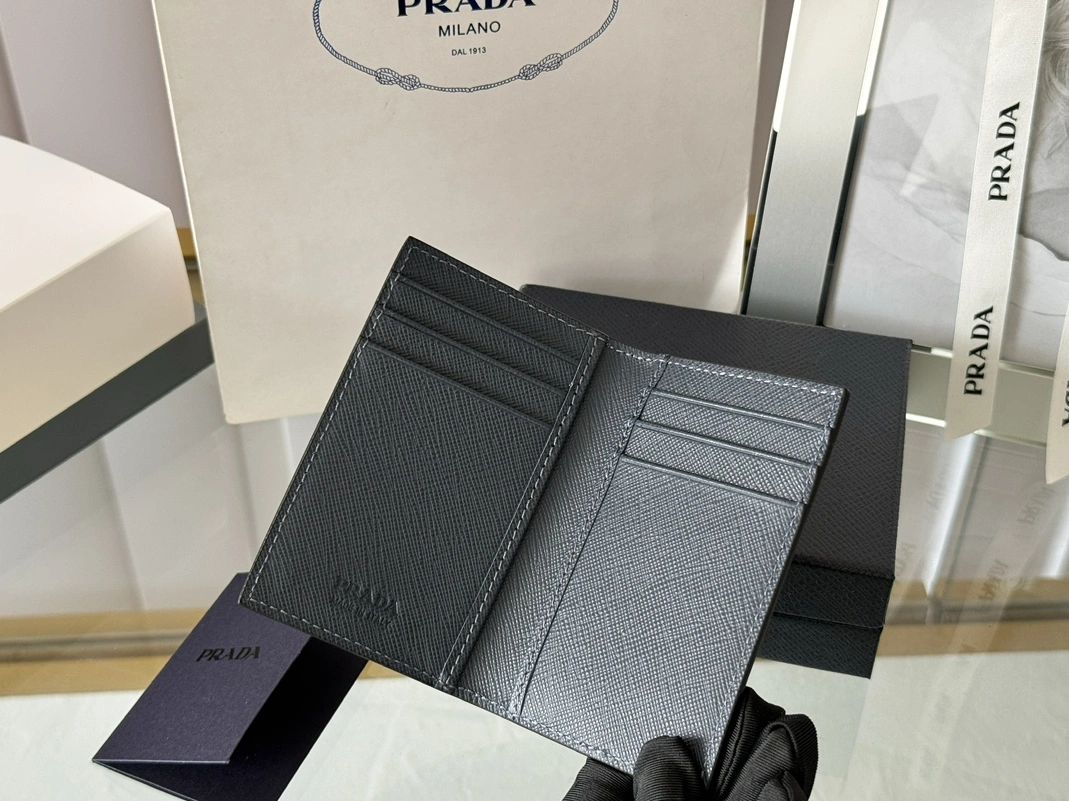 Prada AAA Quality Card Case In Navy Compact 7044