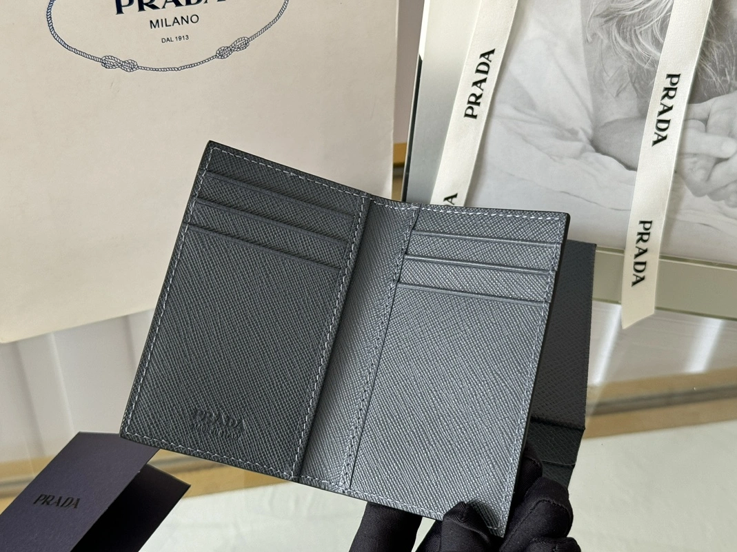 Prada AAA Quality Card Case In Navy GoodFit 3422