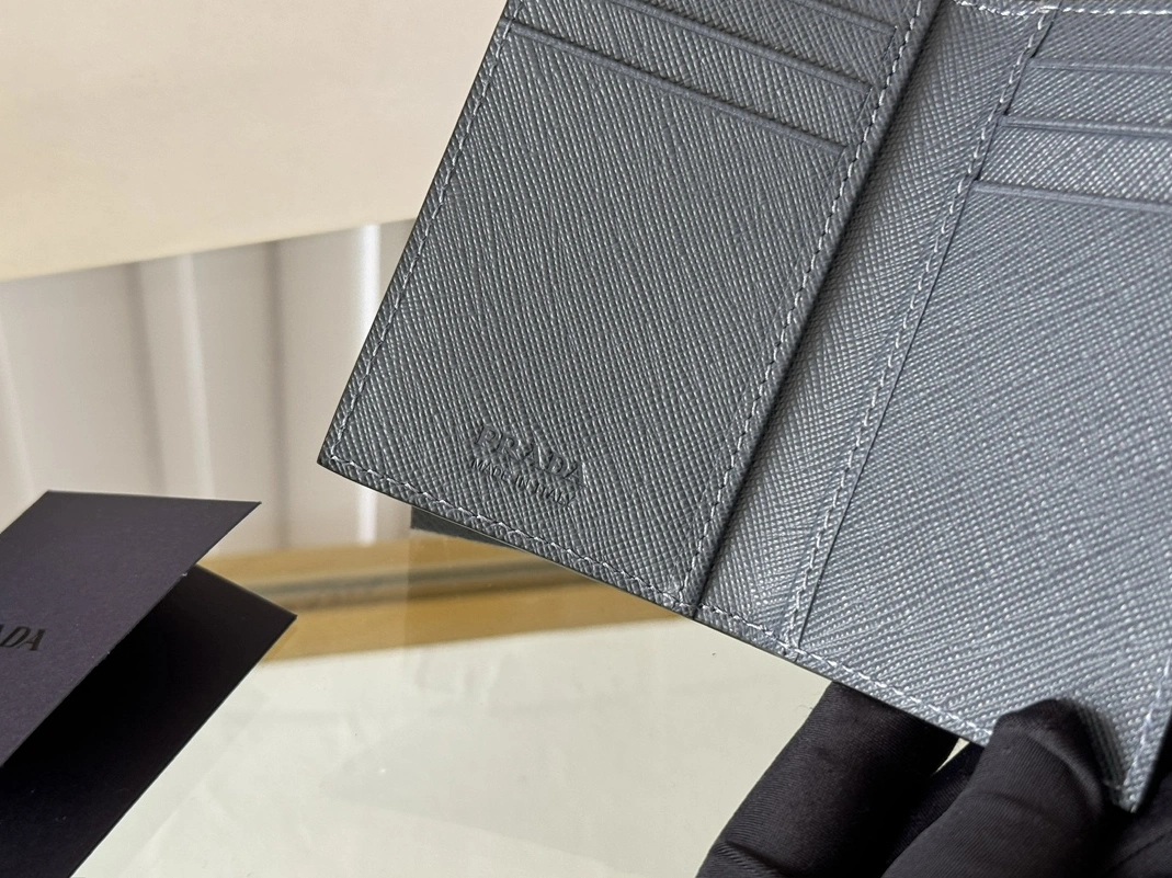 Prada AAA Quality Card Case In Navy GoodFit 3422
