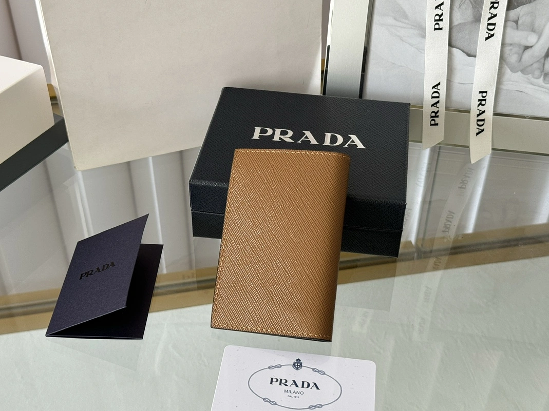 Prada AAA Quality Card Case Timeless 7259